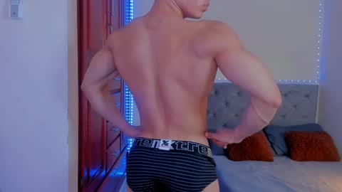 Maximus online show from January 2025 09:01:01 PM