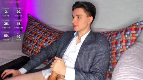 Max online show from February 2025 03:27:02 PM