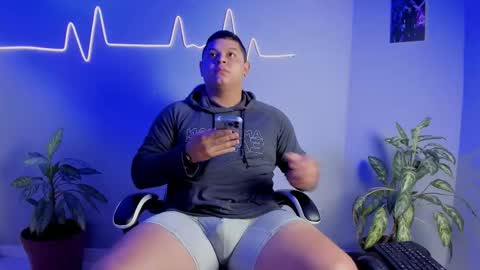 Snapshot of maximussteel_ chatting on November 2025 11:54:01 AM Maximus online show from November 2025 11:54:01 AM