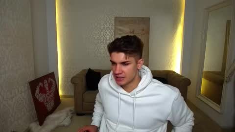 Snapshot of maxkaiden chatting on September 2025 04:50:01 AM MaxKaiden online show from September 2025 04:50:01 AM