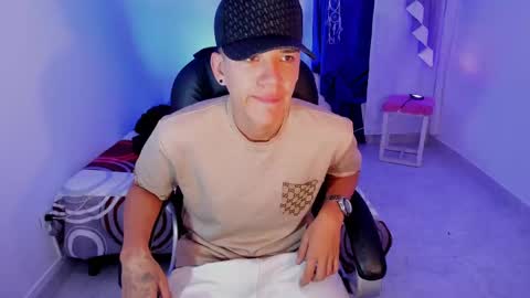 MaxThomson online show from September 2025 10:25:02 AM