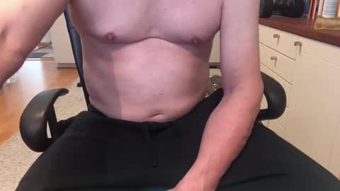 Snapshot of maxx_martin chatting on October 2025 07:32:01 AM Max online show from October 2025 07:32:01 AM