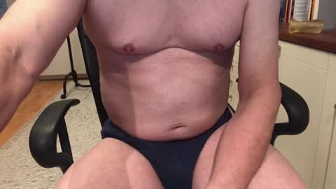 Snapshot of maxx_martin chatting on October 2025 07:42:01 AM Max online show from October 2025 07:42:01 AM