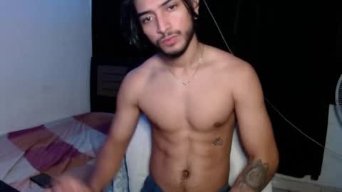 Snapshot of maxximus_10 chatting on December 2024 06:27:01 AM maxximus_10 online show from December 2024 06:27:01 AM