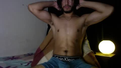 Snapshot of maxximus_10 chatting on January 2025 08:17:01 AM maxximus_10 online show from January 2025 08:17:01 AM