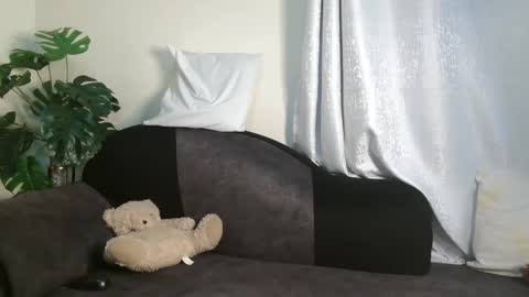 Snapshot of maxxinepetite chatting on October 2025 04:57:02 PM maxxinepetite online show from October 2025 04:57:02 PM