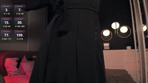 Snapshot of maya_muse chatting on November 2025 12:37:01 PM Woman online show from November 2025 12:37:01 PM