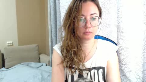 Maya online show from September 2025 04:23:01 AM