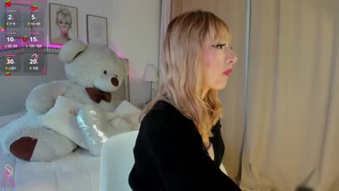 Snapshot of mayajhons chatting on October 2025 12:02:02 PM Mayajhons online show from October 2025 12:02:02 PM