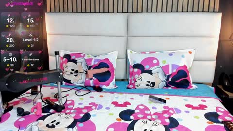Nicolle Ruselle   Hello my lovely  schedule for great fun from  630 am and end 800 pm Colombian time I wait for you online show from January 2025 06:21:01 PM