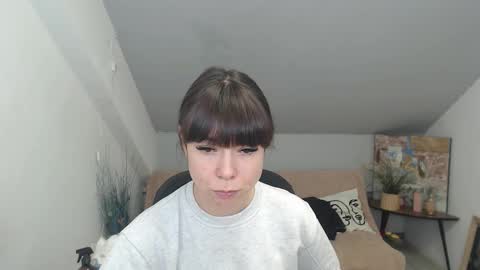 mayawill online show from December 2025 01:09:02 PM