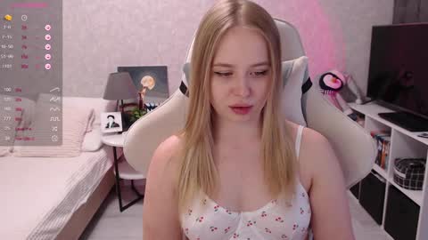 maybebabyx online show from December 2024 04:28:02 AM