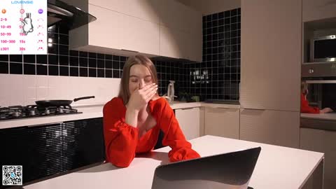 Violet online show from January 2025 09:04:01 PM