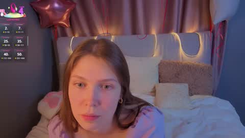 Ann online show from October 2025 07:00:01 PM