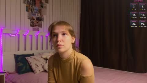 Ann online show from November 2025 07:14:01 PM