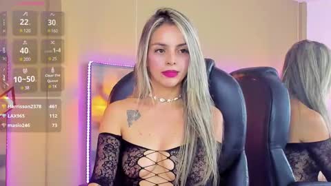 Snapshot of maylinfox chatting on January 2025 05:42:02 PM MaylinFox online show from January 2025 05:42:02 PM