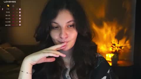 Snapshot of maymary_ chatting on October 2025 06:03:02 AM Mary . online show from October 2025 06:03:02 AM