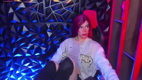 Medusa Ts online show from October 2025 09:24:01 PM