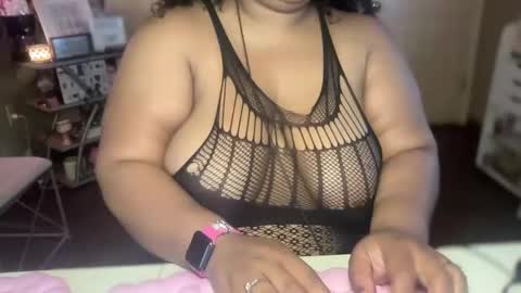 Southern Peach online show from December 2024 02:27:01 PM