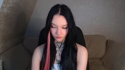 Snapshot of mefwhore chatting on March 2025 12:18:01 AM mefwhOre online show from March 2025 12:18:01 AM