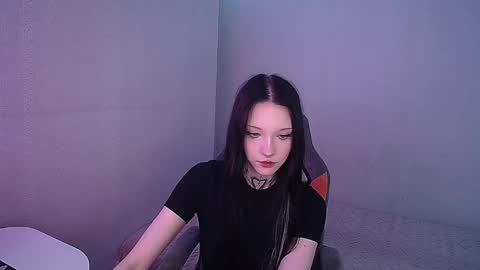 mefwhOre online show from October 2025 03:34:01 PM