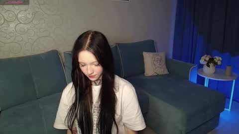 mefwhOre online show from October 2025 03:14:02 PM