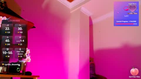 Snapshot of megan_7777 chatting on January 2025 11:17:02 PM megan_7777 online show from January 2025 11:17:02 PM