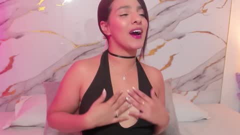 Snapshot of megan__monroe chatting on November 2025 09:26:02 PM megan__monroe online show from November 2025 09:26:02 PM