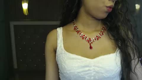 megan_collins_b online show from October 2025 01:07:01 PM