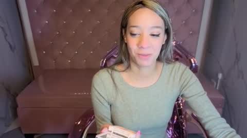 megan_collins_b online show from October 2025 12:45:01 PM