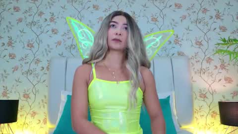 Snapshot of megan_cruzgb chatting on October 2025 12:50:01 PM Carolina Paez online show from October 2025 12:50:01 PM