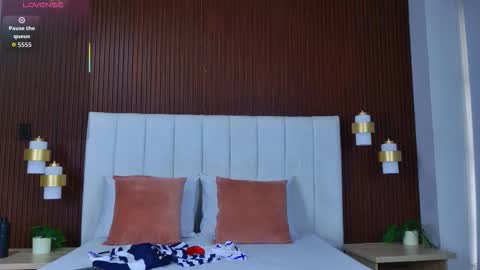 Snapshot of megan_cruzgb chatting on October 2025 12:19:01 PM Carolina Paez online show from October 2025 12:19:01 PM