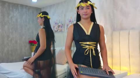 Snapshot of megan_cruzgb chatting on October 2025 01:45:01 PM Carolina Paez online show from October 2025 01:45:01 PM