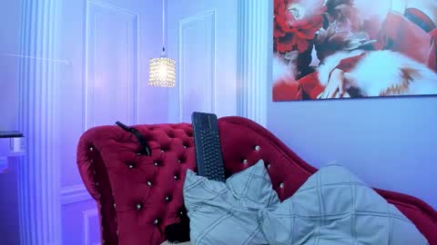 Megan online show from October 2025 11:19:01 AM