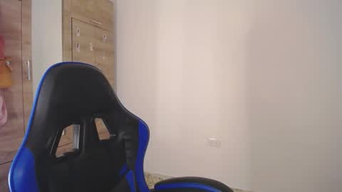 Snapshot of megan_sr03 chatting on October 2025 09:10:01 AM Megan online show from October 2025 09:10:01 AM