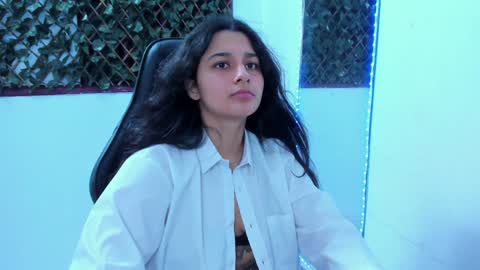 megan white 01  online show from January 2025 03:04:02 AM
