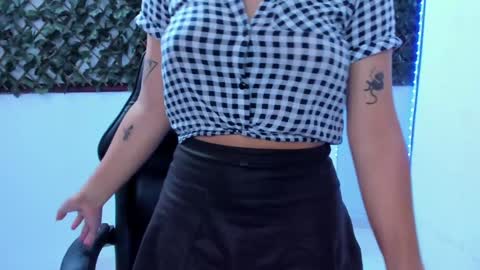 megan white 01  online show from January 2025 06:03:02 AM