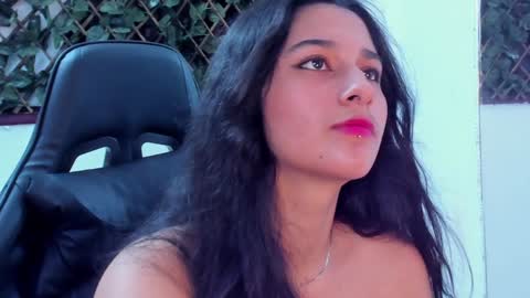 megan white 01  online show from January 2025 02:58:01 AM