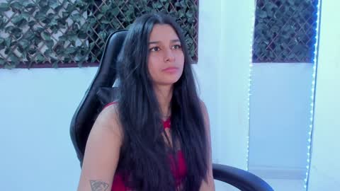 megan white 01  online show from January 2025 11:03:01 AM
