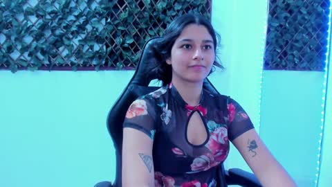 megan white 01  online show from February 2025 08:39:02 AM