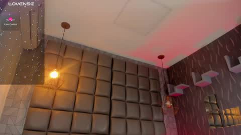 Megan online show from January 2025 07:11:01 PM