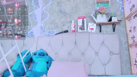 Megan online show from October 2025 05:33:02 PM