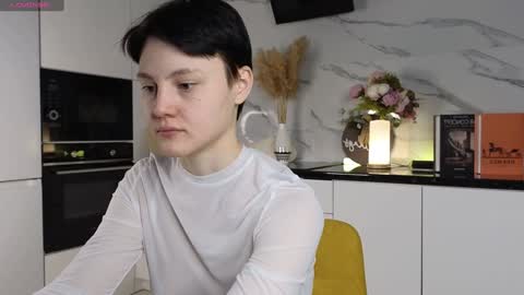 Michelle online show from December 2024 05:21:01 AM