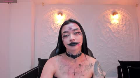 Snapshot of megancross1 chatting on November 2025 06:04:02 AM Megan Cross online show from November 2025 06:04:02 AM