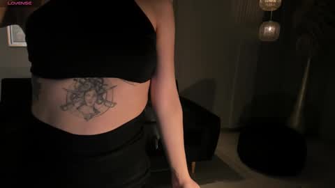 Snapshot of megancross1 chatting on November 2025 03:28:01 AM Megan Cross online show from November 2025 03:28:01 AM