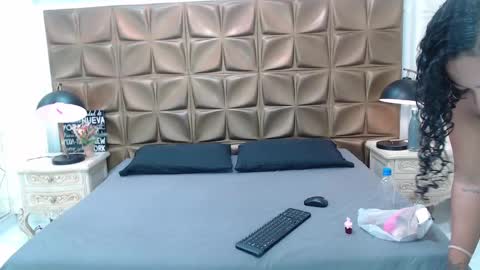 Snapshot of meganlarsson chatting on October 2025 11:42:01 AM meganlarsson online show from October 2025 11:42:01 AM