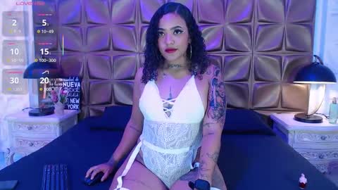 Snapshot of meganlarsson chatting on October 2025 11:55:02 AM meganlarsson online show from October 2025 11:55:02 AM