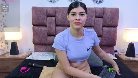 MeganM online show from October 2025 12:04:02 PM