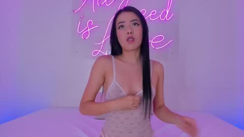 Snapshot of meganritz_ chatting on October 2025 03:59:02 AM Meganritz online show from October 2025 03:59:02 AM