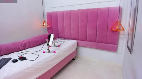 Megan  online show from October 2025 07:59:01 PM